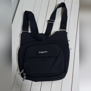 Baggallini Women Criss Cross Crossbody Bag